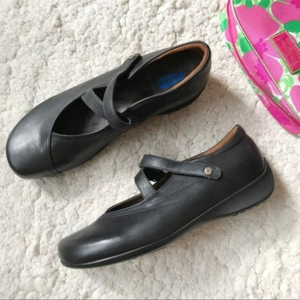 WOLKY: Sz 41 Black Leather Passion Mary Jane Flats